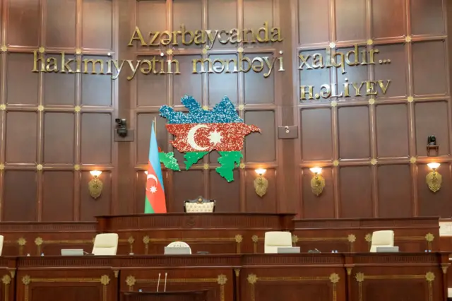 مجلس ملی آذربایجان همواره در کنترل حزب حاکم است