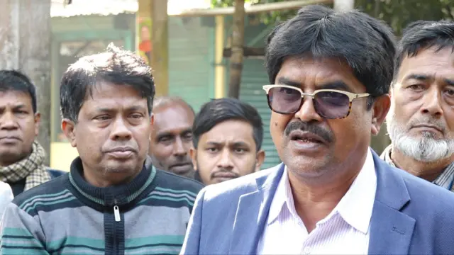 সরকারের বিভিন্ন ভাতার আওতায় থাকা ব্যক্তি এবং পরিবারের সদস্যরা ভোট দিলে ষাট শতাংশের উপরে ভোট কাস্টিং হবে বলে আশা করছেন নরসিংদীর পলাশ উপজেলা আওয়ামী লীগের সাধারণ সম্পাদক কামরুল ইসলাম গাজী 