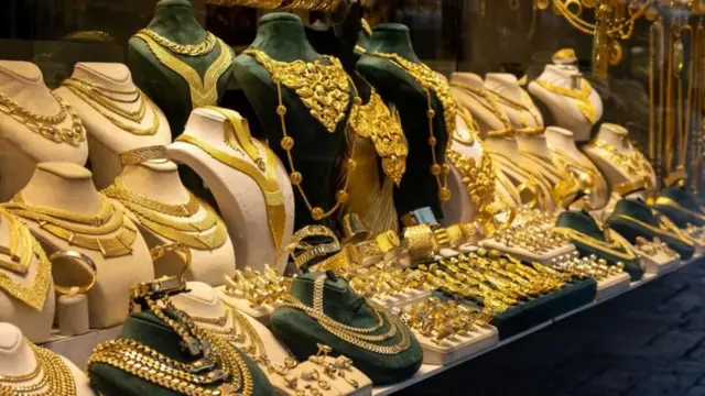 બીબીસી ગુજરાતી ભારત સોનું ગોલ્ડ ઇન્વેસ્ટમેન્ટ ઈરાન વોર રોકાણ શૅરબજાર