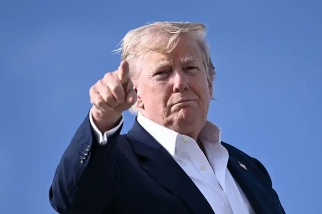 ডোনাল্ড ট্রাম্প