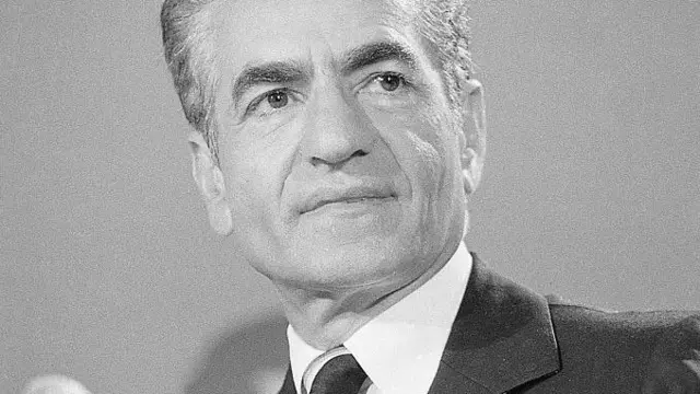 শাহ বংশের সবশেষ শাসক ছিলেন মোহাম্মদ রেজা পাহলভি।