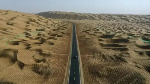 टकलामकान वाळवंटात काम करणं आव्हानात्मक आहे 