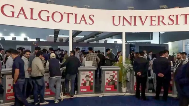 ગલગોટિયા યુનિવર્સિટી, ચાઇનીઝ રોબો ડૉગ વિવાદ, એઆઇ ઇમ્પેક્ટ સમિટ, સોકર ડ્રોન વિવાદ, બીબીસી ગુજરાતી ઇન્ટરનેશનલ ન્યૂઝ 