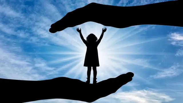 যৌন হয়রানি ঠেকাতে মা-বাবার মধ্যে এ নিয়ে সংকোচ কাটানো গুরুত্বপূর্ণ 