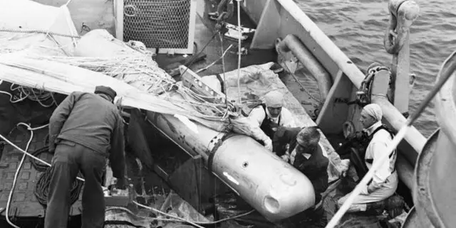 سپین، ایٹم بم، امریکہ