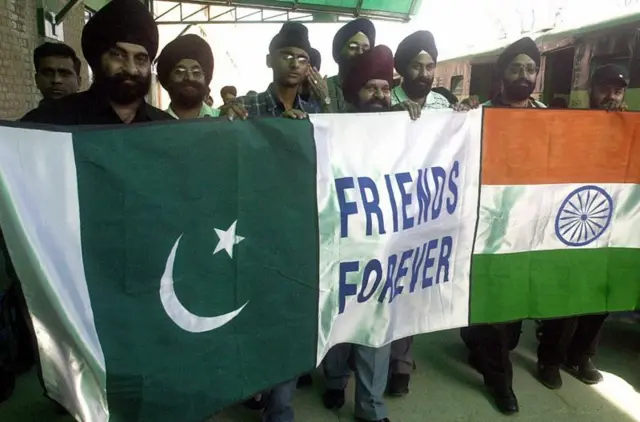 இந்தியா- பாகிஸ்தான் கிரிக்கெட் அணி