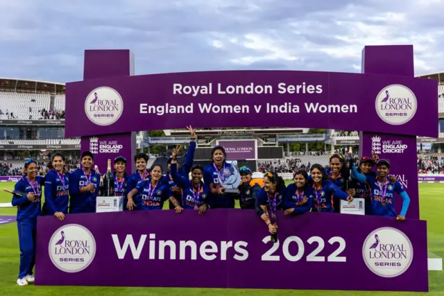 انڈیا، خواتین، کرکٹ 