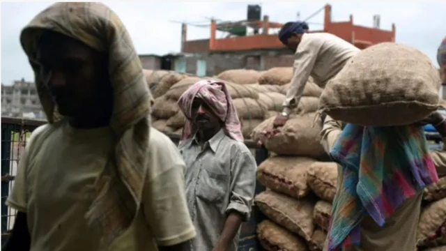 மொத்த வியாபாரிகளுக்கு பல கோடி ரூபாய் இழப்பு