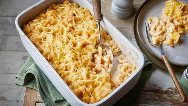 Vegan mac and cheese 