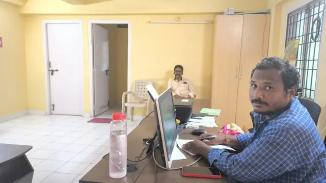 మెట్రో రైల్ కార్పొరేషన్ 