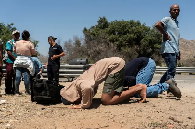 Migrantes mauritanos en EE.UU. tras cruzar la frontera desde México