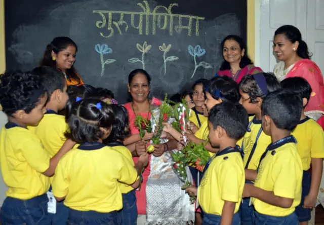 भारतमा गुरु पूर्णिमा मनाइँदै