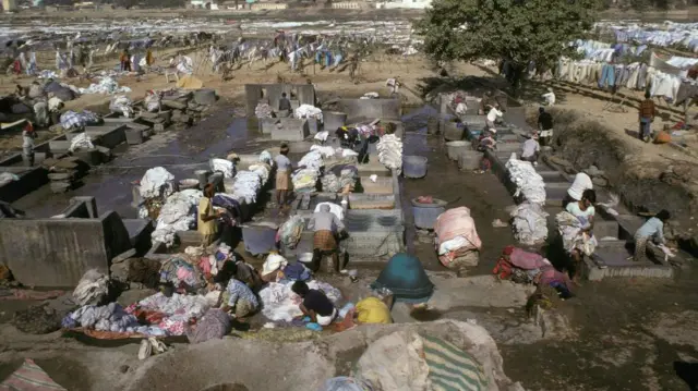 हरचंद राय ने कराची में काम करने वाली सामाजिक संस्थाओं की भी मदद की