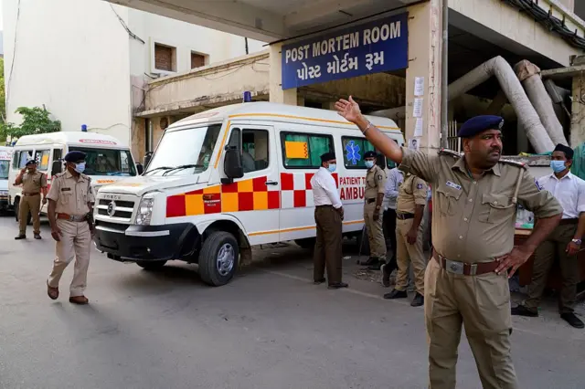 અમદાવાદ, સિવિલ હૉસ્પિટલ, ગુજરાત, બીબીસી ગુજરાતી, બિનવારસી મૃતદેહોની અંતિમવિધિ