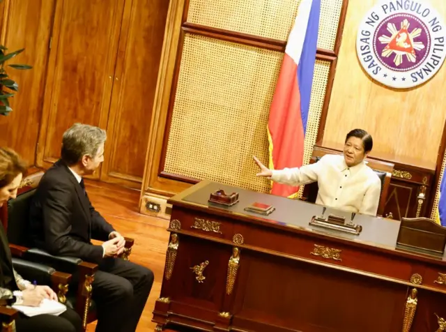 တရုတ်ဆန့်ကျင်ရေးသဘောထား တင်းမာပြတဲ့ သမ္မတ မားကို့စ် ဂျူနီယာ