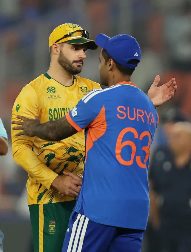 જસપ્રીત બુમરાહ , સૂર્યકુમાર યાદવ, ટી20 વર્લ્ડકપ, બીબીસી ગુજરાતી, ટીમ ઇન્ડિયા, ક્રિકેટ, અમદાવાદ, નરેન્દ્ર મોદી સ્ટેડિયમ, તિલક વર્મા, અભિષેક શર્મા