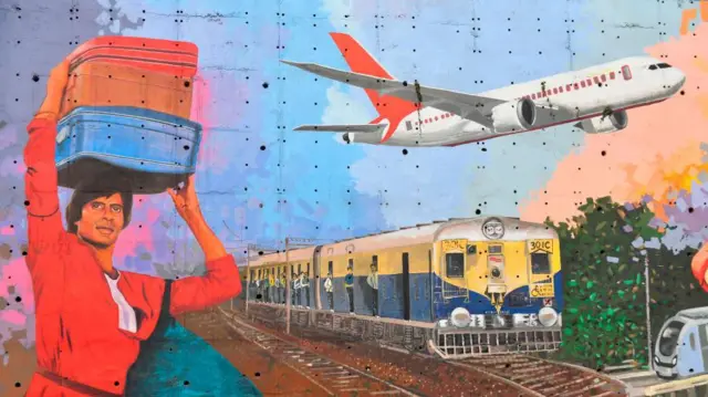 হিট হওয়া ছবি 'কুলি'র একটি পোস্টার। তবে অমিতাভ বচ্চনের ক্যারিয়ারের গোড়ায় অনেক ছবিই ফ্লপ হয়েছিল