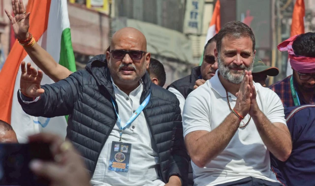 राहुल गांधी के साथ उत्तर प्रदेश कांग्रेस अध्यक्ष अजय राय 