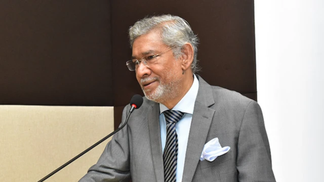 இலங்கை, சீனா, கலாநிதி தயான்