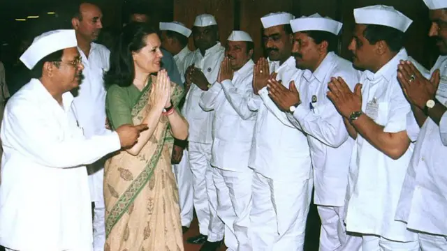 सोनिया गांधी 