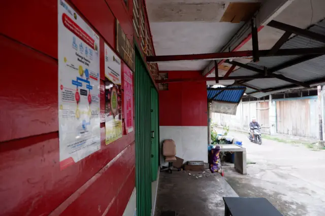 Koperasi Desa Merah Putih di Pulau Buluh, Batam, Kepulauan Riau yang telah tutup setelah beroperasi tiga bulan