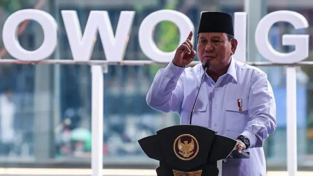 Berulang kali Prabowo mengucapkan janji makan siang gratis ketika debat calon presiden dan kampanye akbarnya. 
