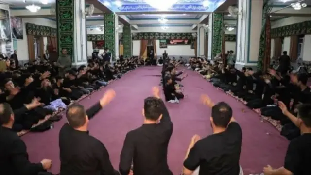 مراسم عاشورا در یک تکیه‌خانه کابل