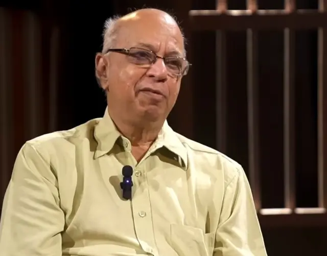 सतिश आळेकर 