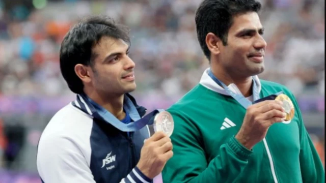 நீரஜ் சோப்ரா மற்றும் அர்ஷத் நதீம் 