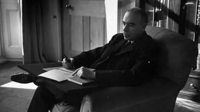 The idea of ​​the bancar came from the famous British economist John Maynard Keynes.