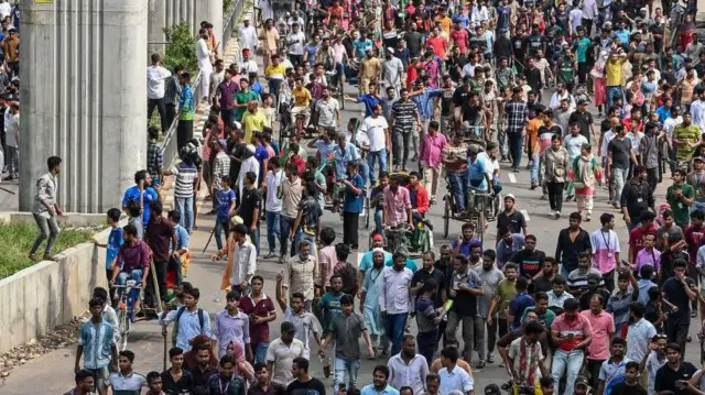 बांग्लादेश में हिंसा से संबंधित तस्वीर