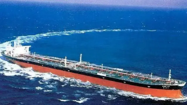 સદ્દામ હુસૈન-જહાજ ડૂબાડ્યું 