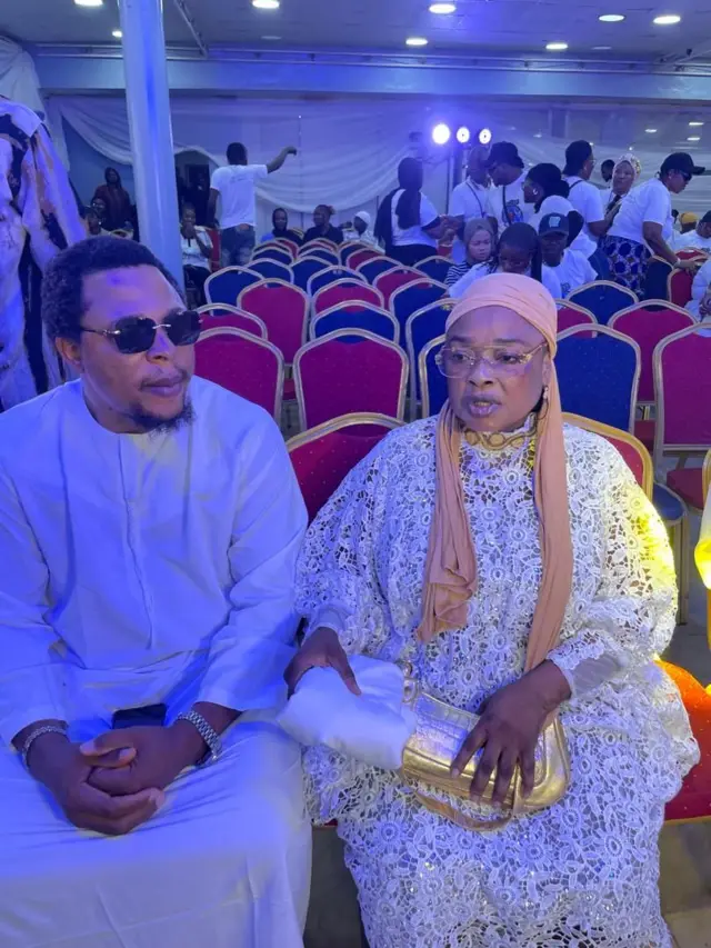 Toyosi Adesanya ati oko ẹ nibi eto naa