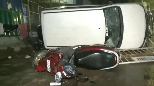 रुग्णालयात झालेली तोडफोड 