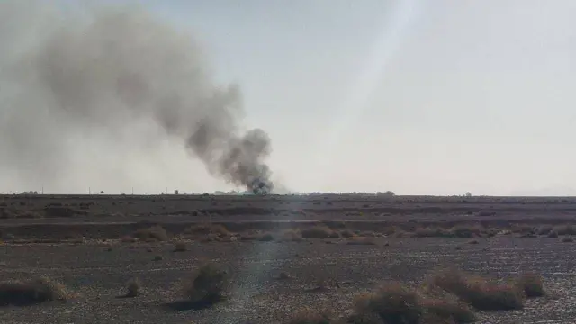 दक्षिणी ईरान के ऊपर उड़ रहे एक एफ़-15 लड़ाकू विमान को ईरान ने मार गिराया (तस्वीर: 5 अप्रैल)