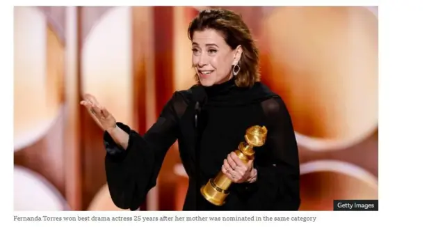 Aworan Fernanda Torres, oun lo gba ami ẹyẹ elere ori itage to daa julọ.