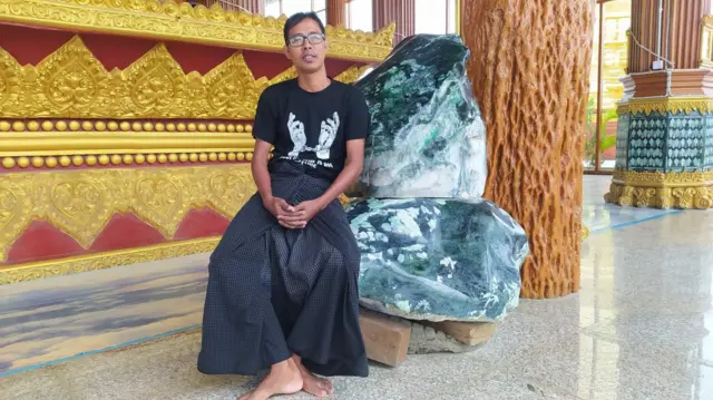 သတင်းထောက်ကိုနောင်ရိုး