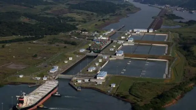 पनामा नहर इंजीनियरिंग की सबसे बड़ी उपलब्धियों में गिनी जाती है