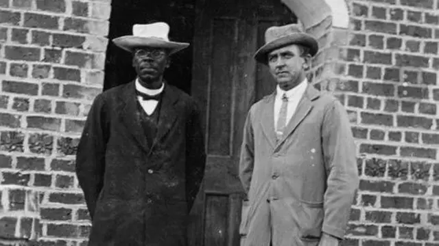 John Chilembwe, aliyeonekana na John Chorley, aliongoza uasi dhidi ya utawala wa kikoloni