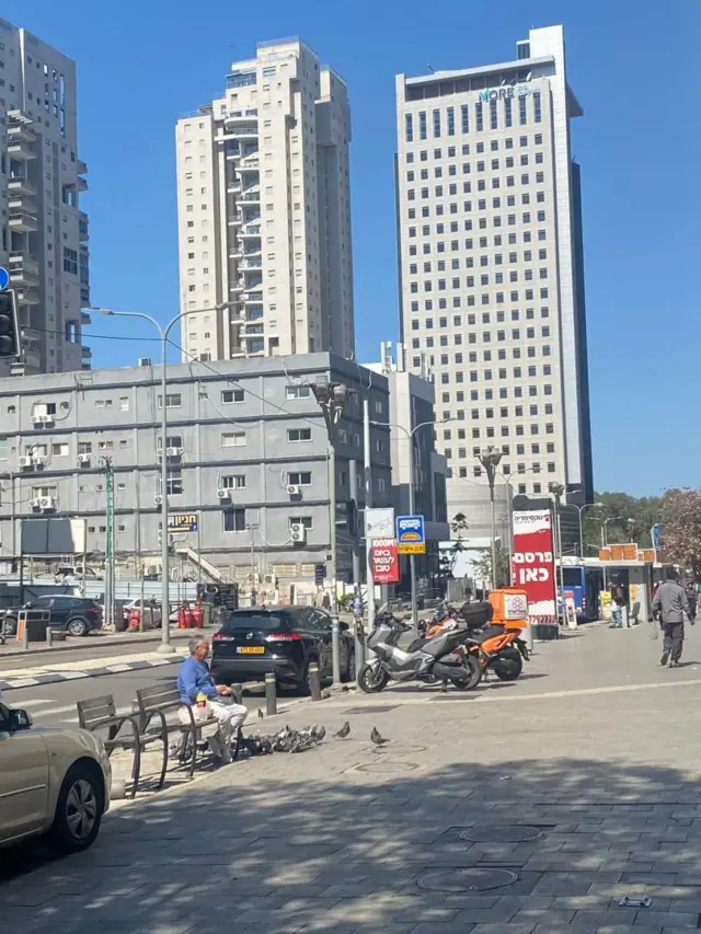 Etu ọnọdụ si dịrị ugbua na mpaghara Bennie Bracks dị n'Izrel