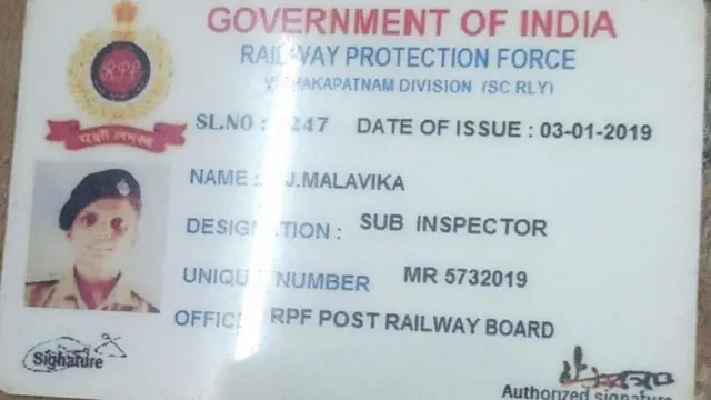 காவல் அதிகாரியாக ஓராண்டு காலம் ஏமாற்றி வந்தவர் கைது செய்யப்பட்டது எப்படி?