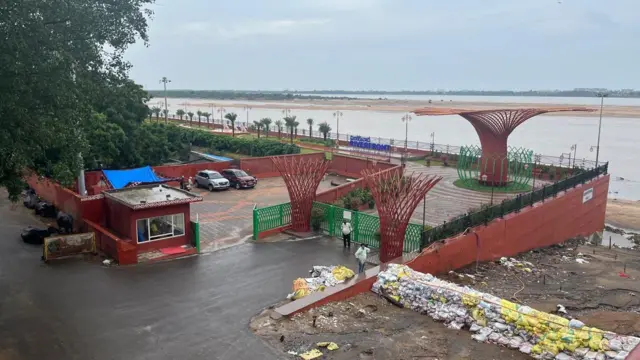 రిటైనింగ్ వాల్