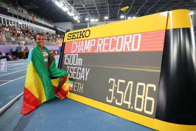 Gudaaf Tsaggaay fageenya 1,500m'n Riikardii Shaampiyoonaa galmeessiteetti 