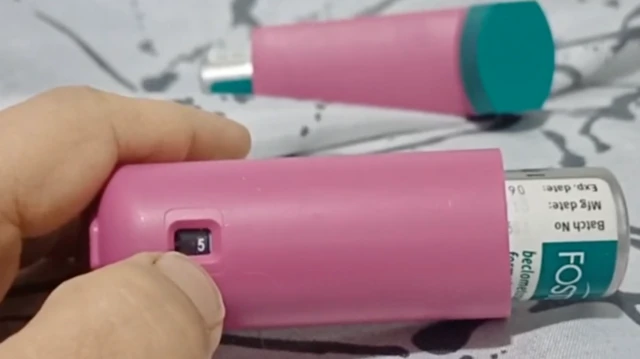 عکسی از اسپری تنفسی فاستر