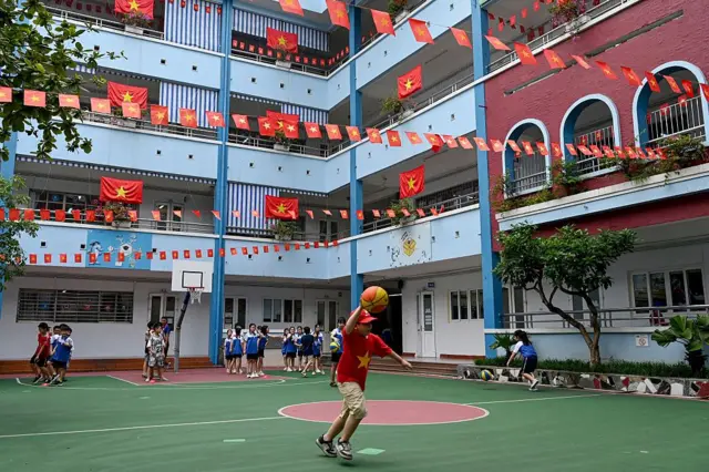 Một trường học ở Hà Nội, ảnh minh họa 