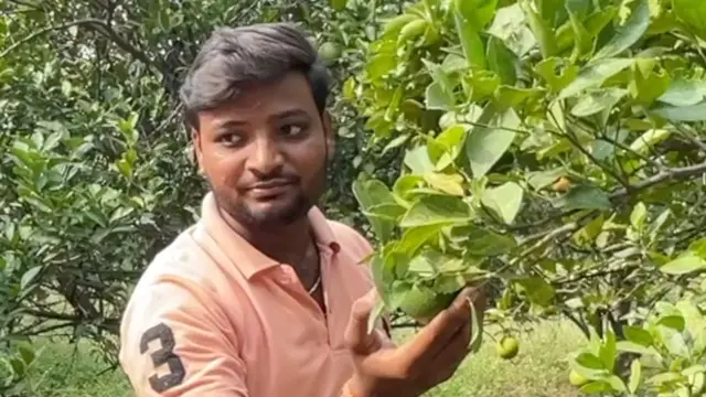 पूजाचा भाऊ हृषिकेश. त्याला डॉक्टर व्हायचं होतं. पण आता शेती करतो.