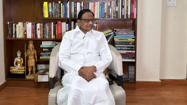 स्टेट बैंक ऑफ इंडिया की भूमिका पर क्या कहा? 