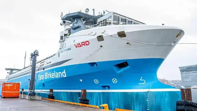 Yara Birkeland husafirisha mbolea kwenye bandari kwa ajili ya kuuza nje. Mpango ni kwamba ifanye kazi bila wafanyakazi wowote