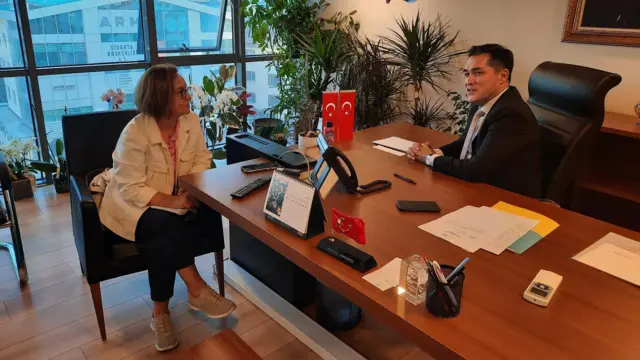 Buğra Kavuncu ve Ayşe Sayın