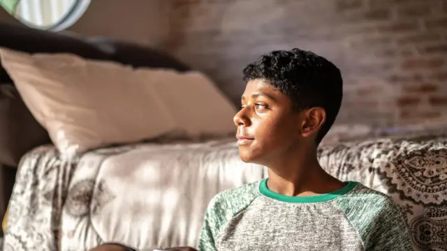 त्वचा के रंग के आधार पर भेदभाव 